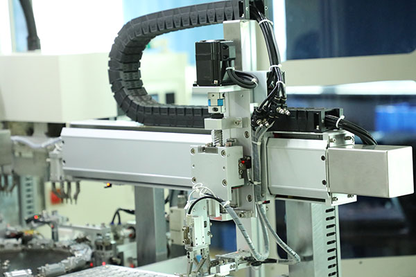 全自動在線點(diǎn)膠機(jī)定制