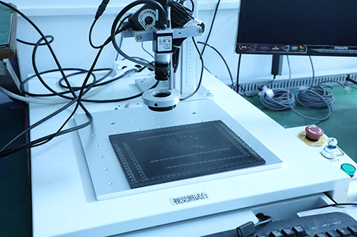 廣東精密點(diǎn)膠機(jī)廠家