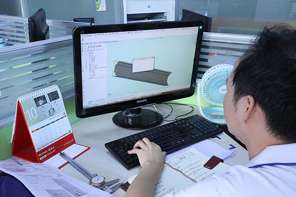 江蘇全自動點膠機設計