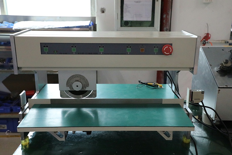 走刀式分板機結(jié)構(gòu)