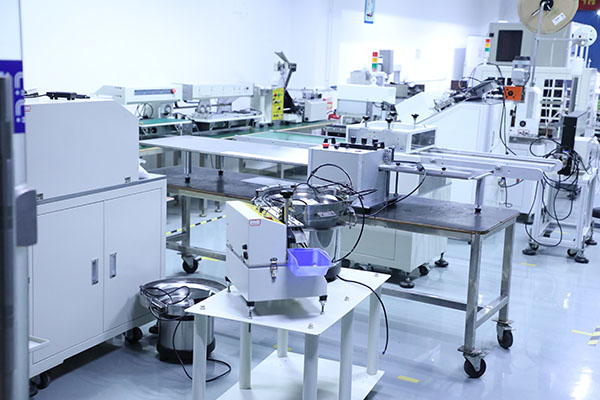 全自動(dòng)點(diǎn)膠機(jī)系統(tǒng)設(shè)備