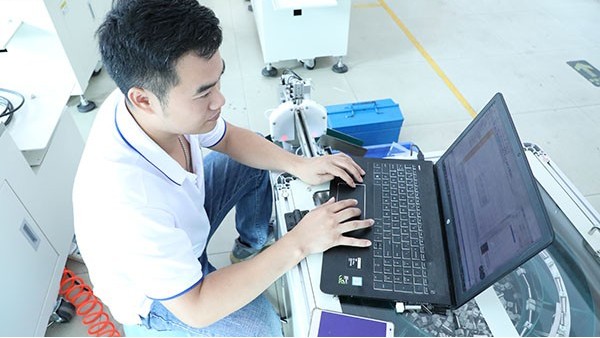 南京點膠機廠家