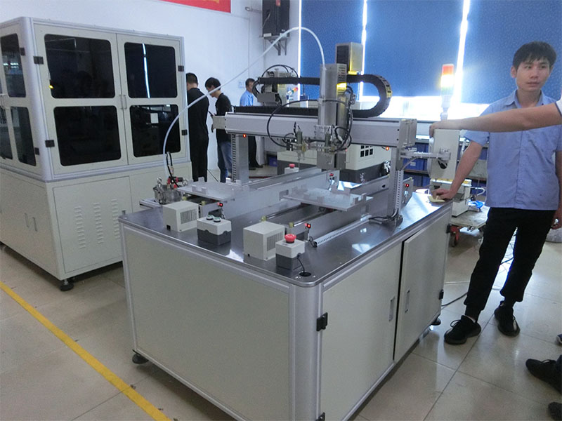 自動(dòng)視覺對(duì)位點(diǎn)膠機(jī)