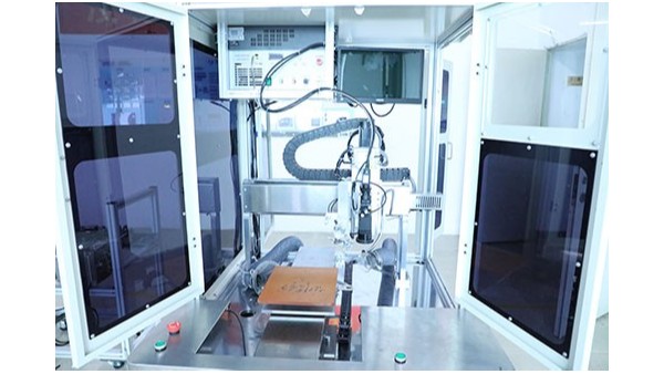 桌面式三軸點膠機(jī)