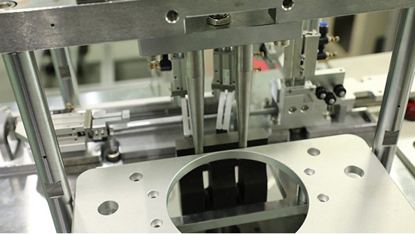 全景大型視覺點(diǎn)膠機(jī)